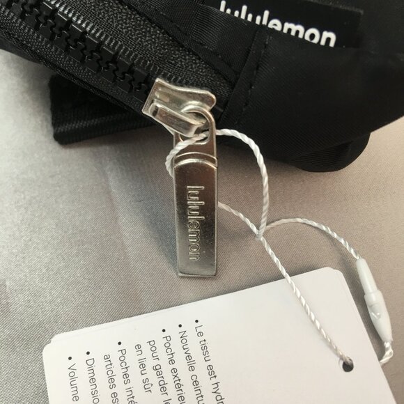 LULULEMON Everywhere Belt Bag in Heritage Jaquard NEW Limited Edition - Picture 8 of 11